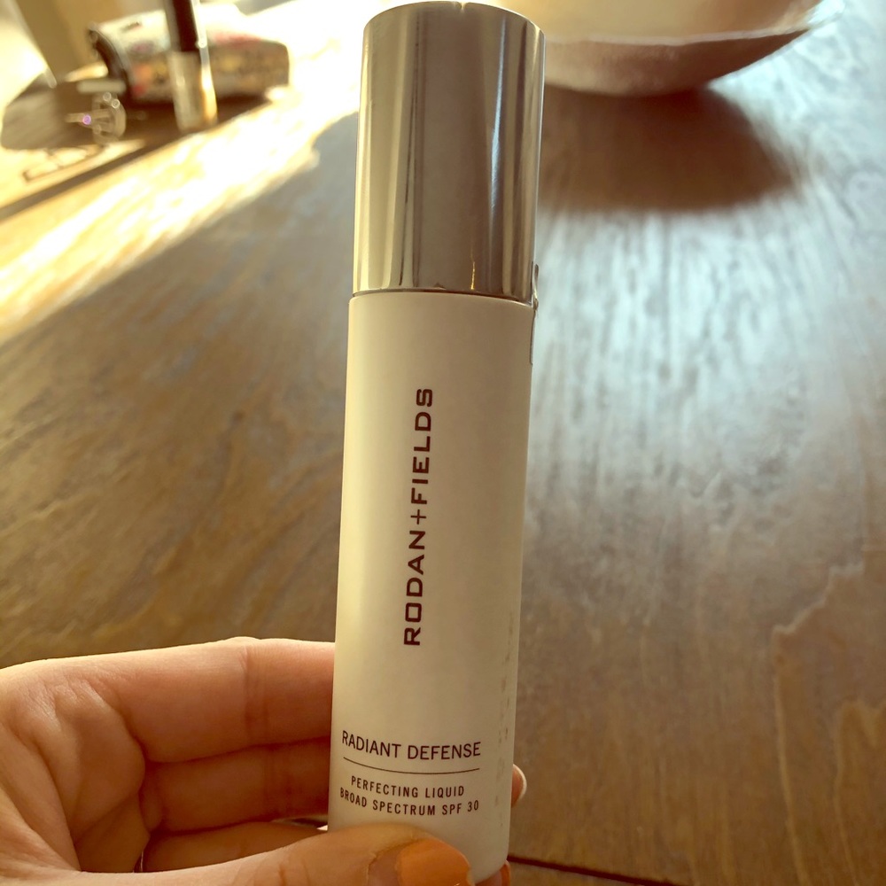 Rodan and Fields radiant defense Shell